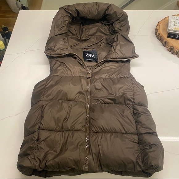 Zara brown hooded padded vest - Picture 6 of 10